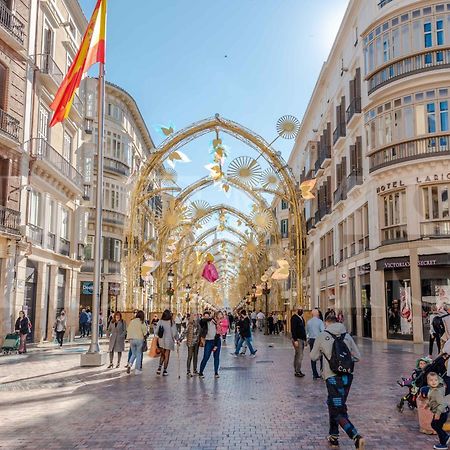 Historic Charm Steps From Top Landmarks By Rems マラガ エクステリア 写真